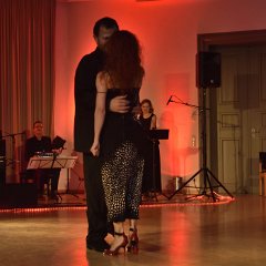 170311-225819 M-LiveImCasino-Claudio+Pilar-Ball-Show