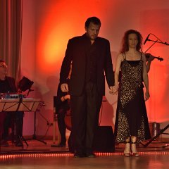 170311-225904 M-LiveImCasino-Claudio+Pilar-Ball-Show
