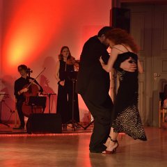 170311-225932 M-LiveImCasino-Claudio+Pilar-Ball-Show