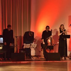 170311-230331 M-LiveImCasino-Claudio+Pilar-Ball-Show